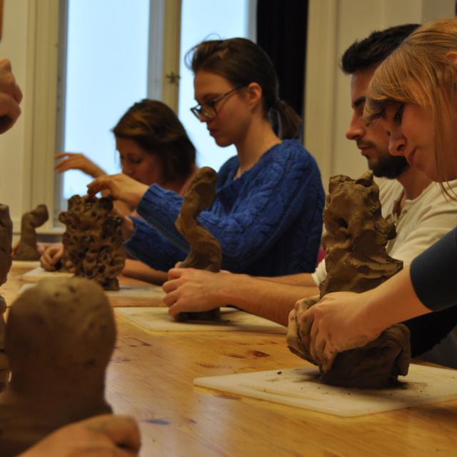 Léčebná pedagogika, sociální a umělecká terapie (denní studium)